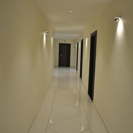 Shivdhara Hotel & Residence Radźkot Zewnętrze zdjęcie
